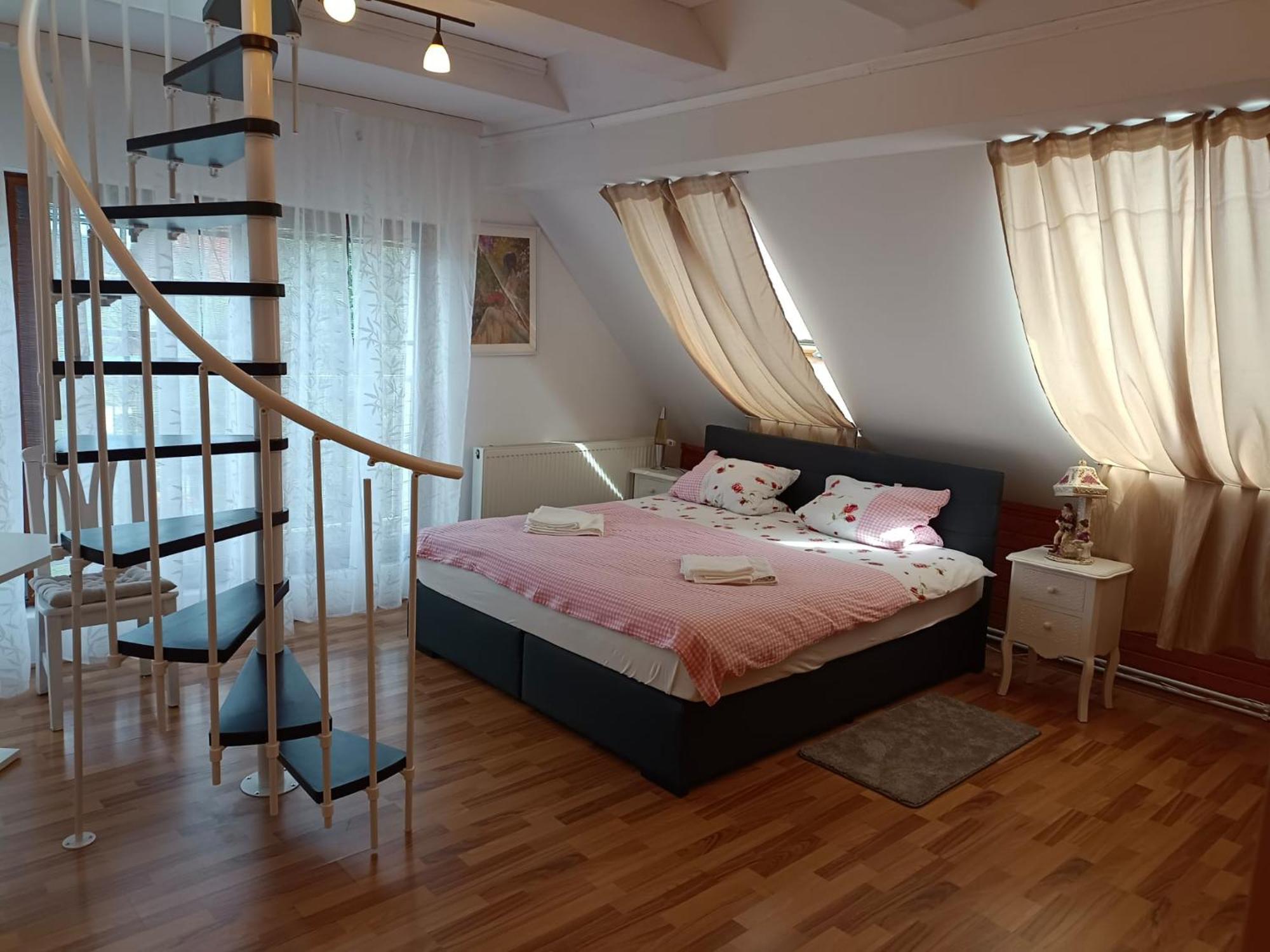 Pension Donaublick Grein 2 In Stifterstrasse 19A Kültér fotó
